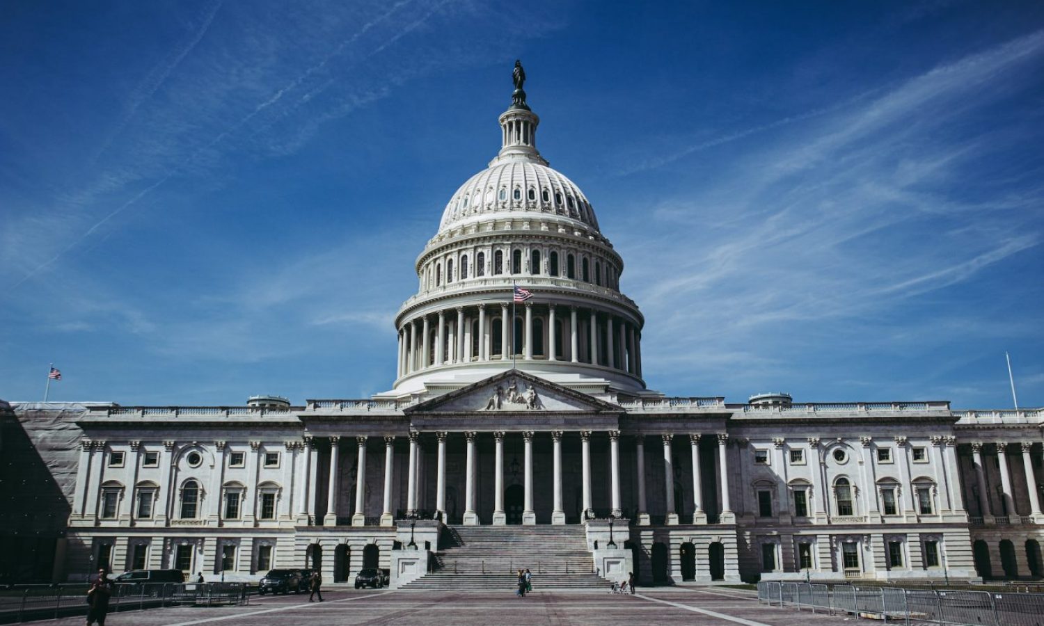 US Capitol by Alejandro Barba, Unsplash